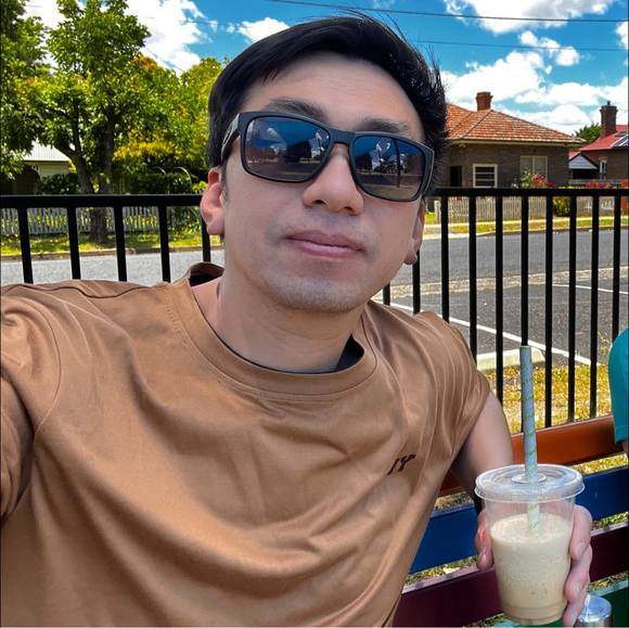 Meet your Posher, Sherwin - Picture 1 of 1